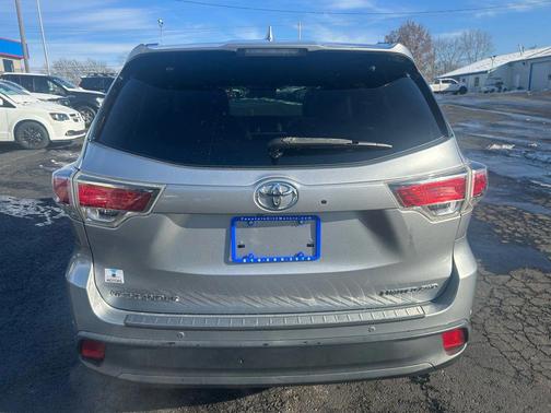 2015 Toyota Highlander Limited Platinum