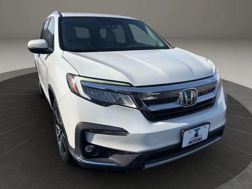 2020 Honda Pilot Touring 8-Passenger