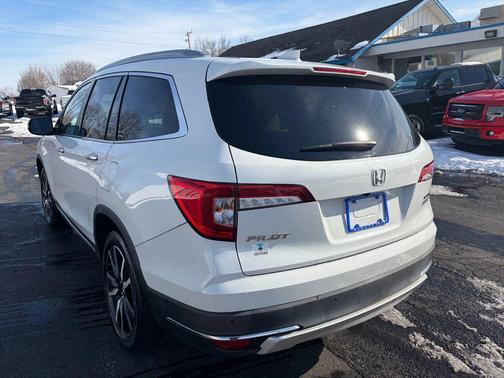 2020 Honda Pilot Touring 8-Passenger