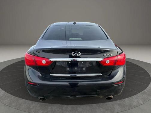 2015 INFINITI Q50 Base