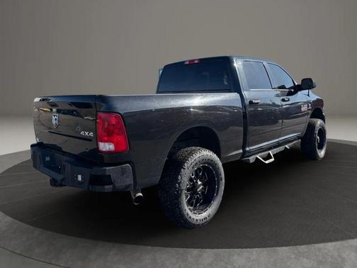 2018 RAM 2500 Tradesman Crew Cab 4x4 6'4' Box