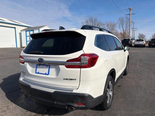 2019 Subaru Ascent Premium 8-Passenger