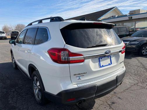 2019 Subaru Ascent Premium 8-Passenger