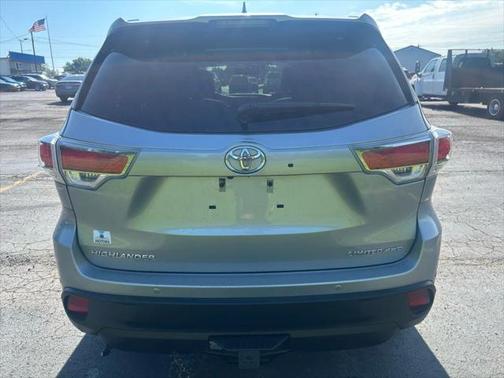 2016 Toyota Highlander Limited Platinum