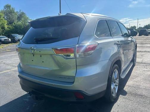 2016 Toyota Highlander Limited Platinum