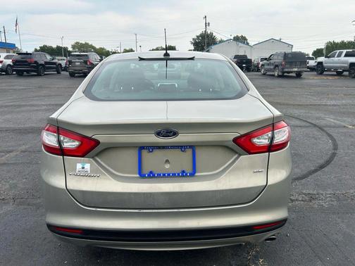 2015 Ford Fusion SE
