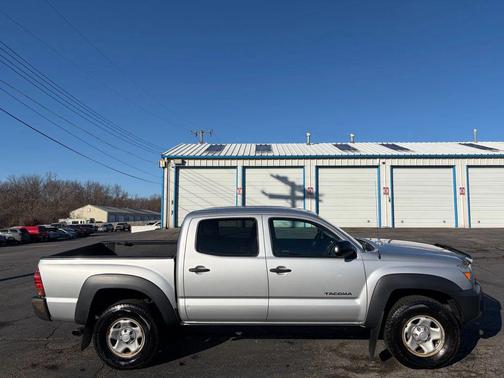 2013 Toyota Tacoma Base