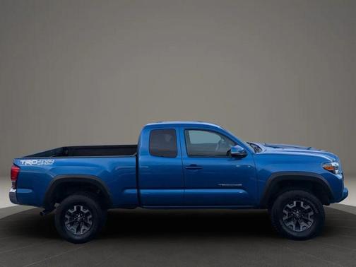 2016 Toyota Tacoma TRD Sport