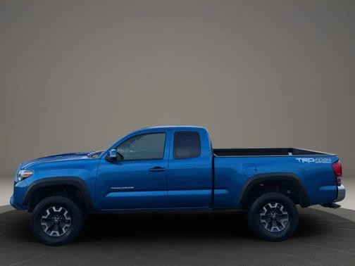 2016 Toyota Tacoma TRD Sport