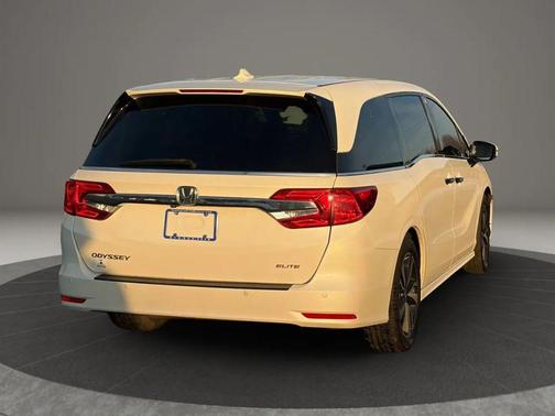 2019 Honda Odyssey Elite
