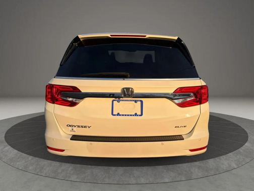 2019 Honda Odyssey Elite