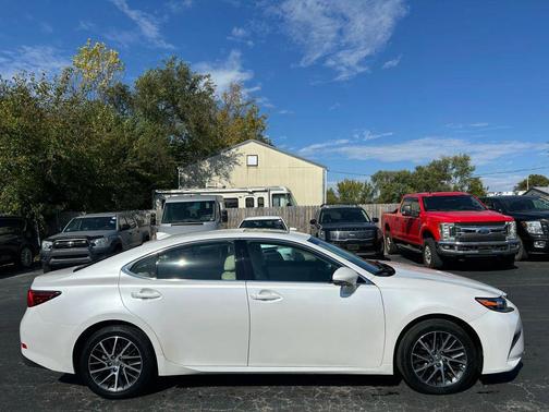 2016 Lexus ES 350 Base