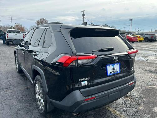 2019 Toyota RAV4 XLE Premium
