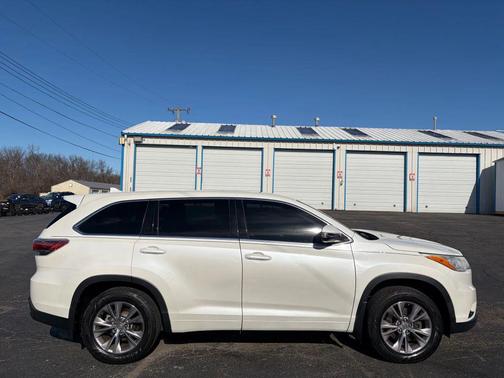 2014 Toyota Highlander LE Plus