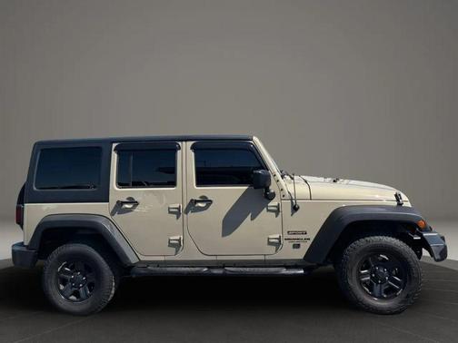 Gobi Clearcoat 2017 Jeep Wrangler Unlimited Sport