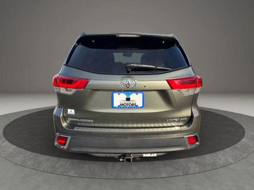 2018 Toyota Highlander Limited Platinum