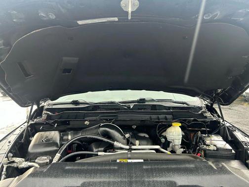 2018 RAM 1500 Night Crew Cab 4x4 6'4' Box