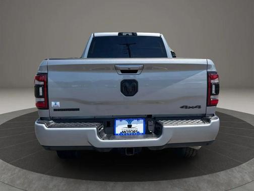 Billet Silver Metallic Clearcoat 2024 RAM 2500 Big Horn Crew Cab 4x4 6'4' Box