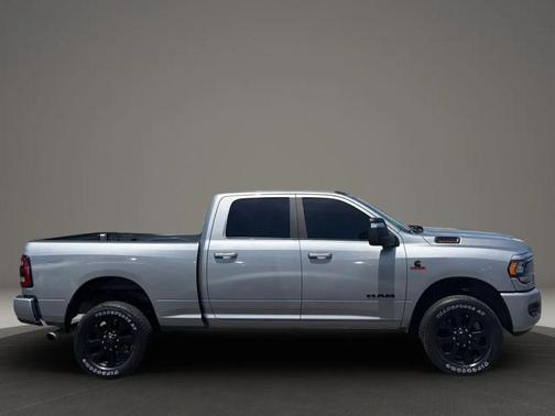 Billet Silver Metallic Clearcoat 2024 RAM 2500 Big Horn Crew Cab 4x4 6'4' Box