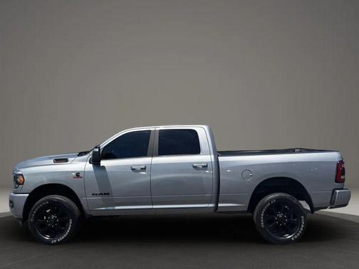 Billet Silver Metallic Clearcoat 2024 RAM 2500 Big Horn Crew Cab 4x4 6'4' Box