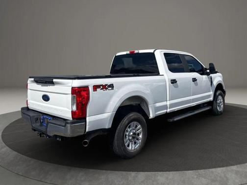 Oxford White 2019 Ford F-250 XL