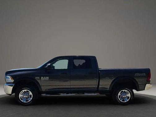 Granite Crystal Metallic Clearcoat 2018 RAM 2500 Tradesman Crew Cab 4x4 6'4' Box