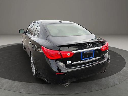 2016 INFINITI Q50 3.0t RED SPORT 400