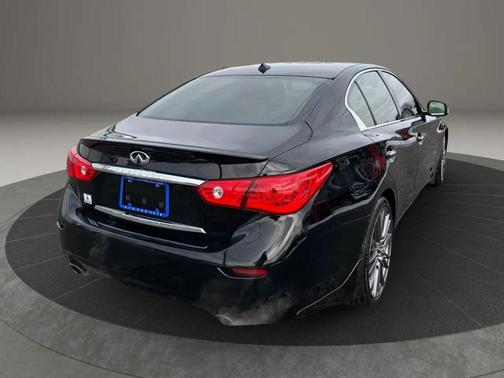 2016 INFINITI Q50 3.0t RED SPORT 400