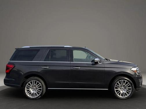 2022 Ford Expedition Platinum