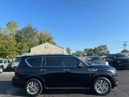 2019 INFINITI QX80 Luxe