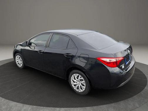 Black Sand Pearl 2017 Toyota Corolla LE