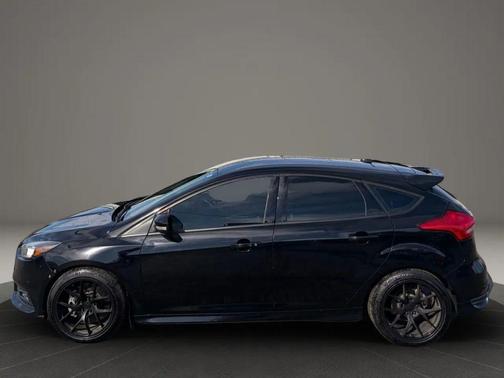 2016 Ford Focus ST 
