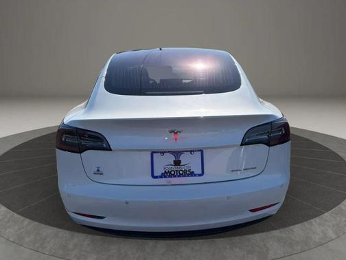Pearl White Multi-Coat 2018 Tesla Model 3 Long Range