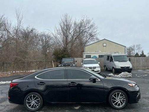 2018 Lexus ES 350 Base