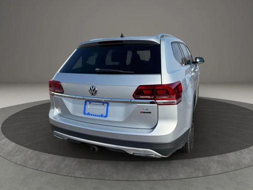 2018 Volkswagen Atlas SE 4Motion w/Tech Pkg Sport Utility 4D