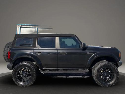 2022 Ford Bronco Black Diamond