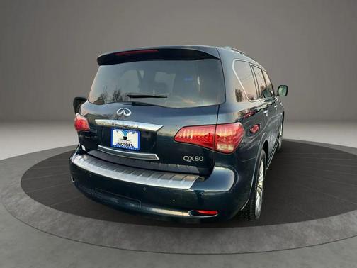 2016 INFINITI QX80 Base