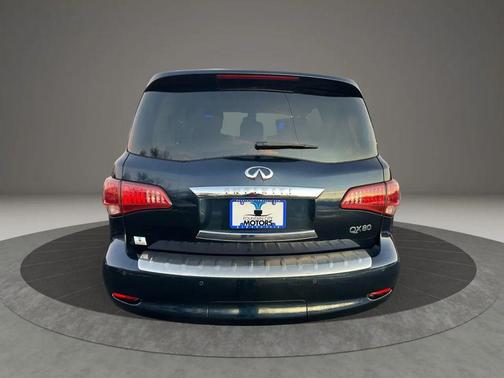 2016 INFINITI QX80 Base