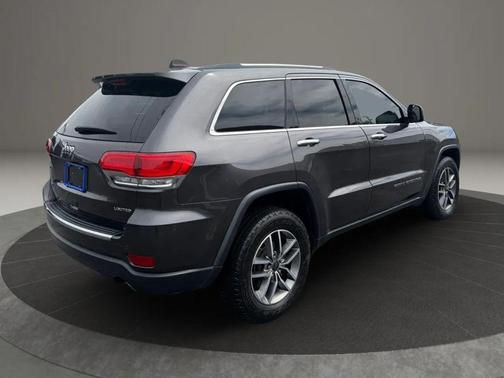 Granite Crystal Metallic Clearcoat 2019 Jeep Grand Cherokee Limited