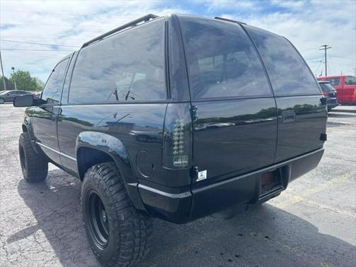 1998 Chevrolet Tahoe Base