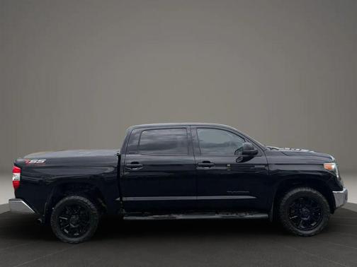 Midnight Black Metallic 2021 Toyota Tundra SR5