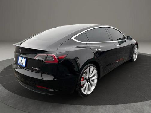 2018 Tesla Model 3 Long Range