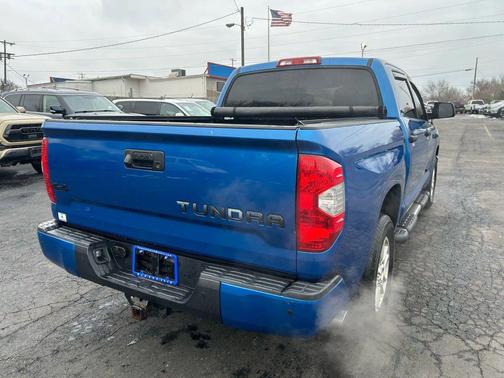 2018 Toyota Tundra SR5