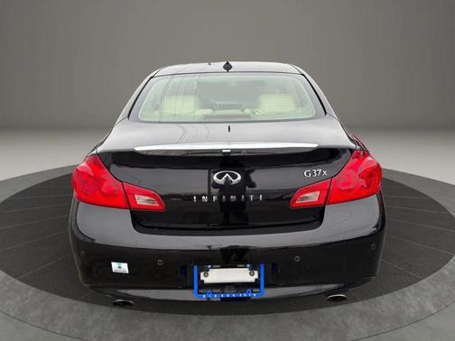 2013 INFINITI G37x Base