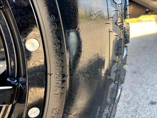 Summit White 2019 Chevrolet Silverado 2500 WT