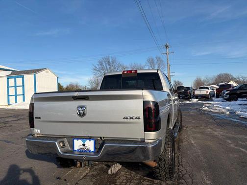 2017 RAM 2500 SLT Crew Cab 4x4 6'4' Box
