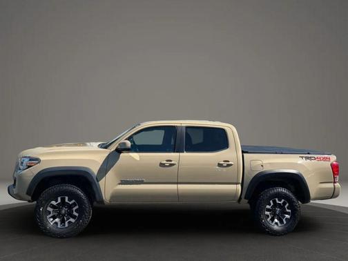 Quicksand 2017 Toyota Tacoma TRD Sport