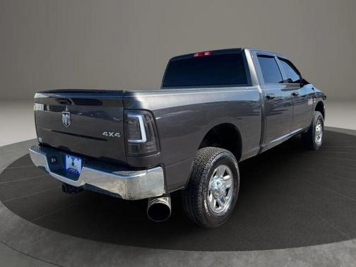 2017 RAM 2500 Tradesman Crew Cab 4x4 6'4' Box