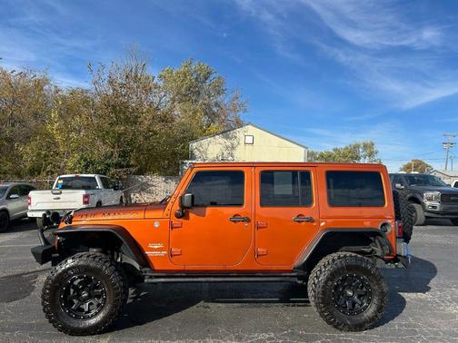 2011 Jeep Wrangler Unlimited Sahara