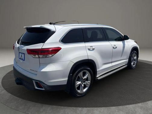 Blizzard Pearl 2019 Toyota Highlander Limited Platinum